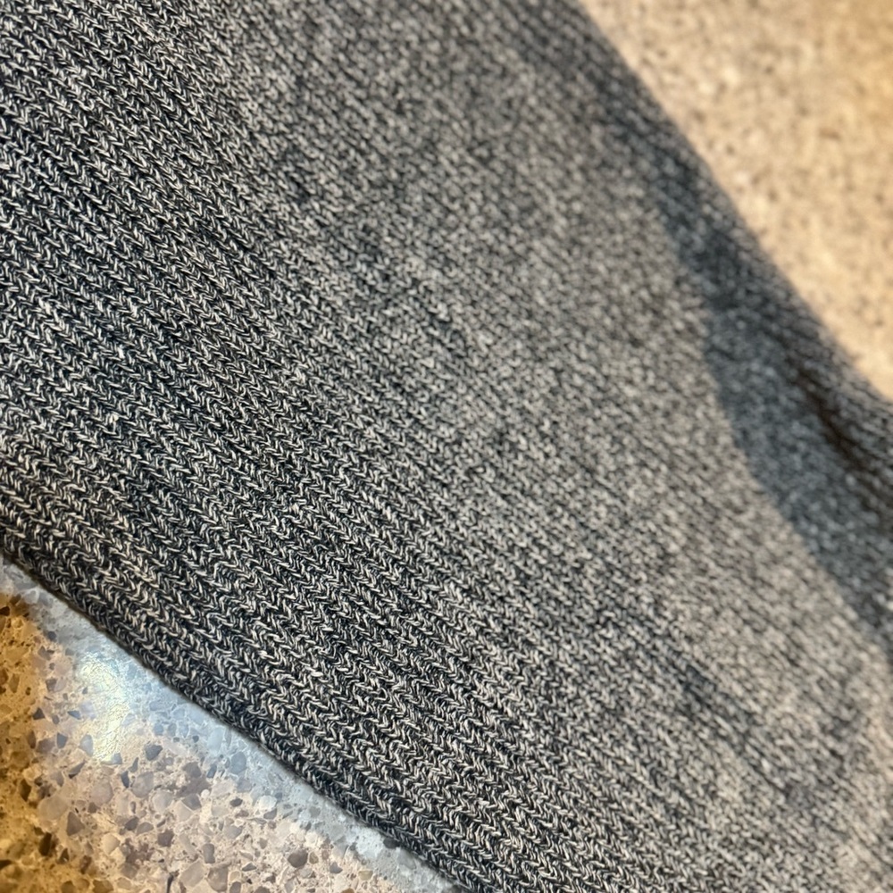 Express Women's Oversized Charcoal Grey Sweater - Size S - Picture 7 of 7